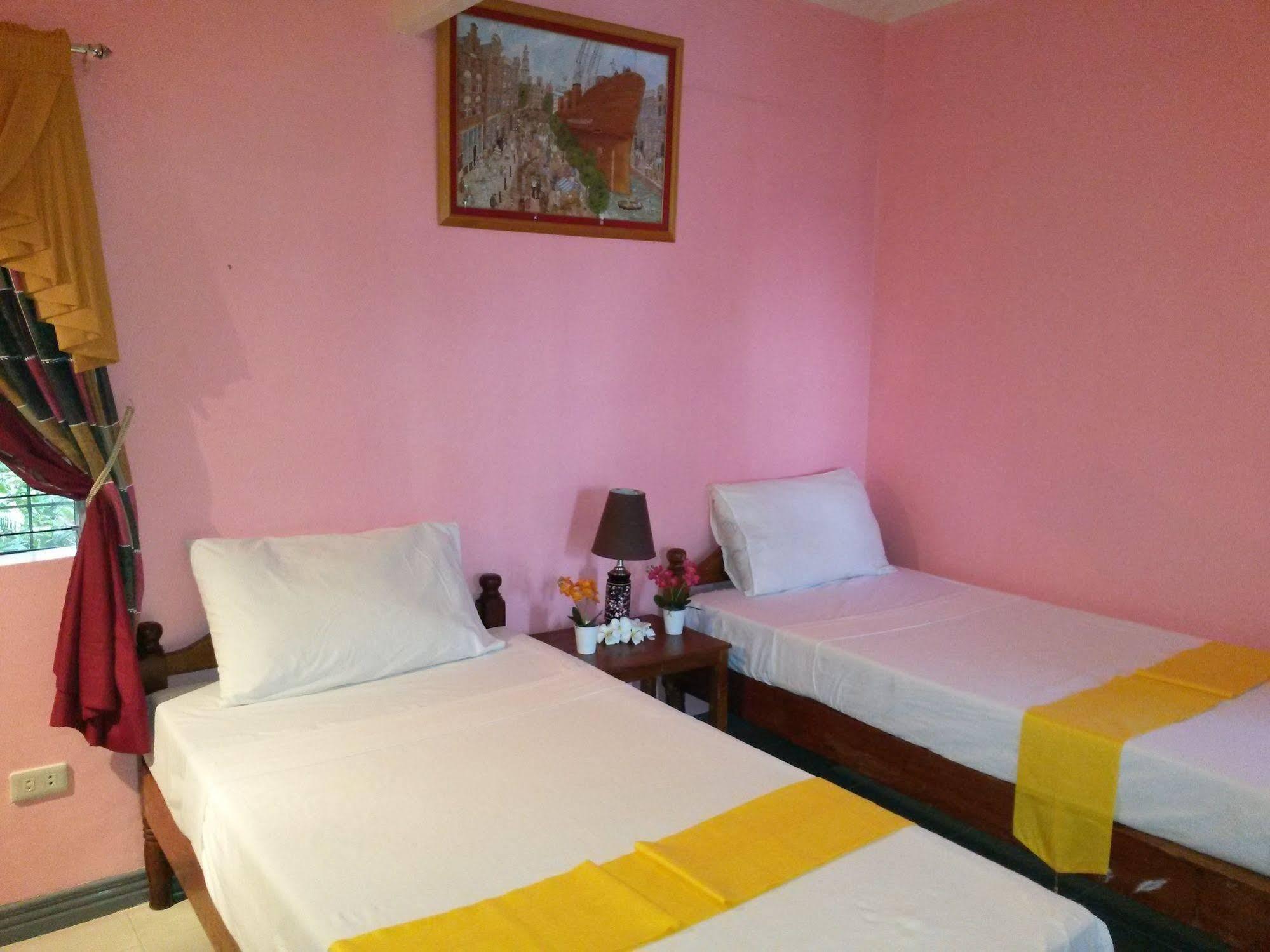 Reddoorz Premium @ Flower Beach Anda Dış mekan fotoğraf