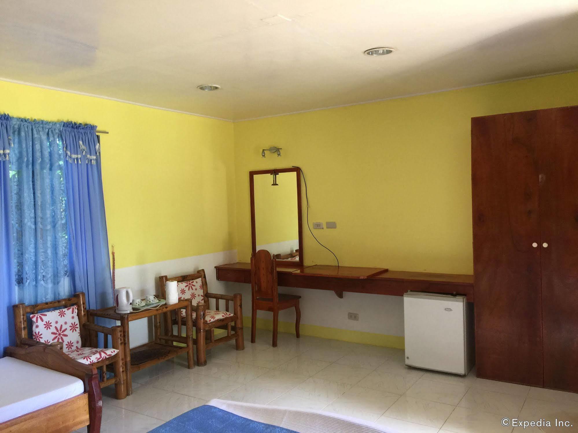Reddoorz Premium @ Flower Beach Anda Dış mekan fotoğraf